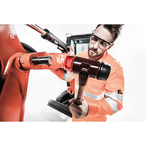 V4H40AE1FD886F78A646B3F74A97F00674BR7066940P3