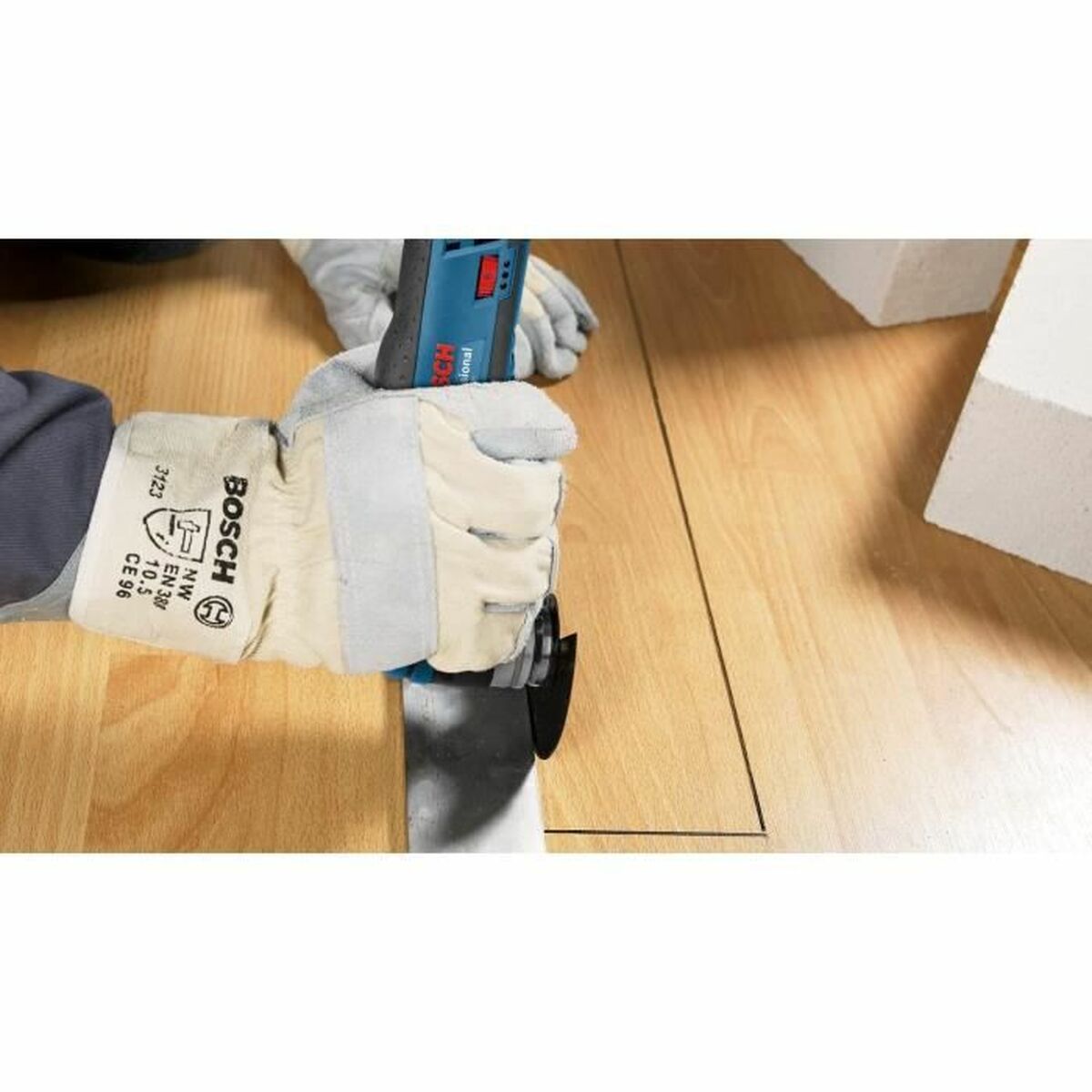 V7H577BBB40D8659E8F7AE756ED02036E9BR3706131P3