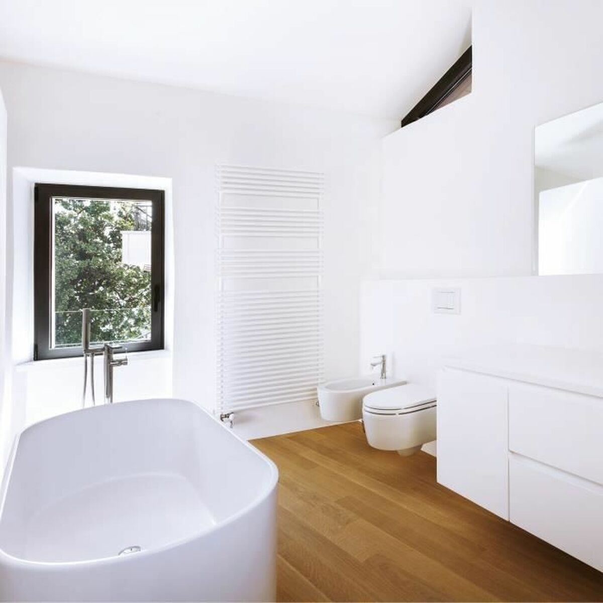 V8H6181F86393B3489239E364042D7EB474R6627006P3