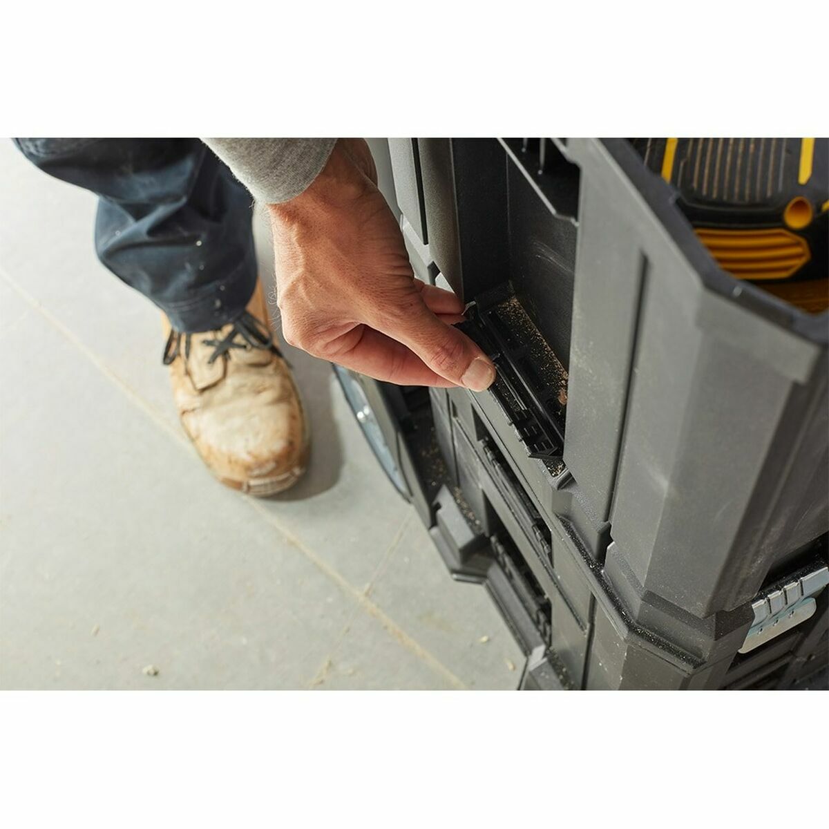 V5HE9C1CFBF290A3720CC3ACA4B9861BDBBR5854974P5