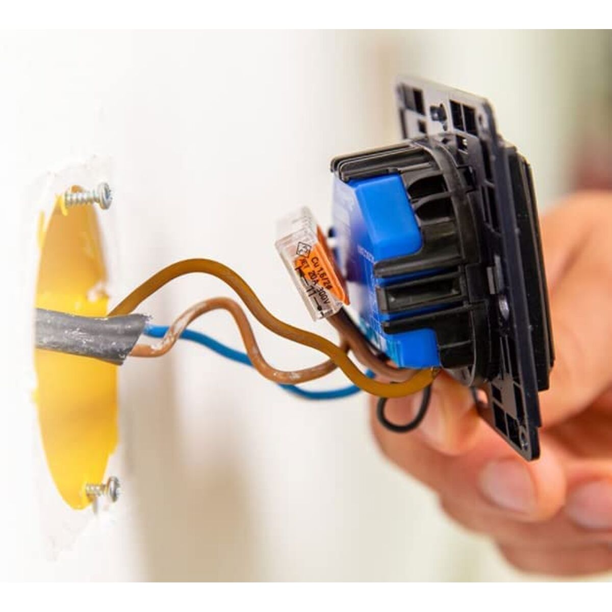 V3H007B825AAA8B9FCC33344E988ABCC101R7572599P2