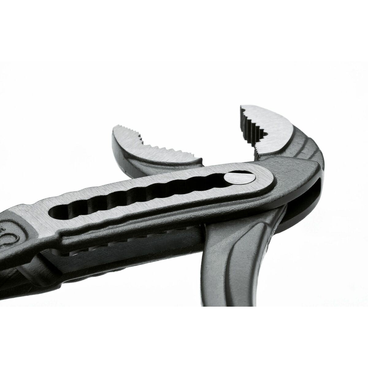 V5H5DEA559B10DD414CDC238F6FEFED3C1ER6615977P3