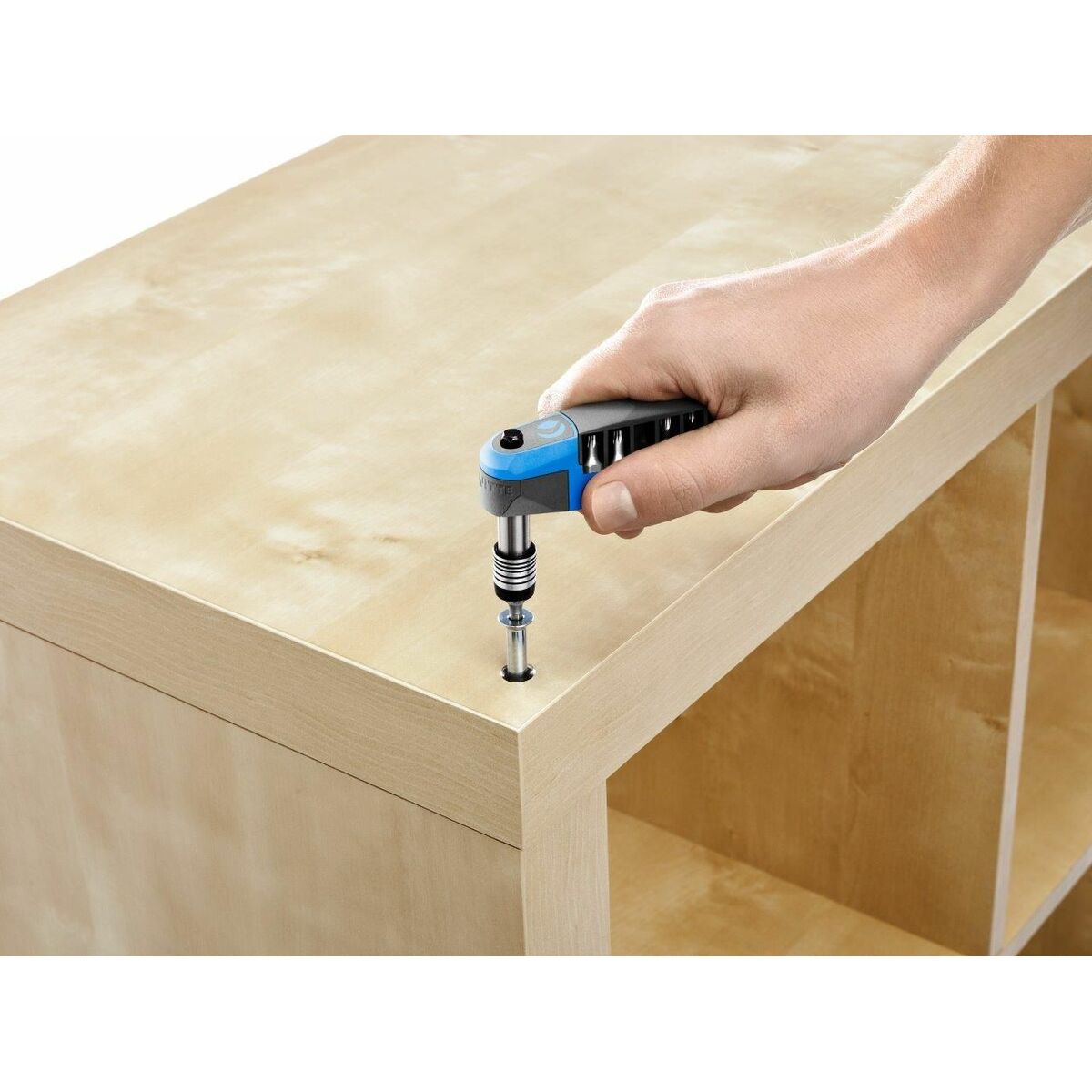 V4H7BE55A5E7F7042076B221706AF1CED58R7360304P9