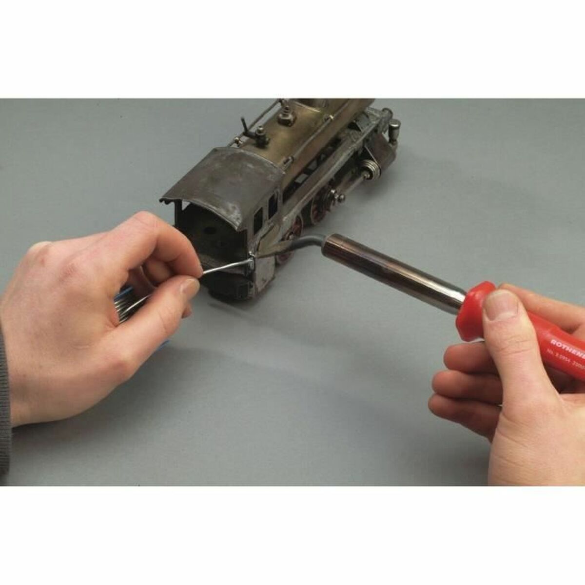 V6HF8CA7B366CC36C6850A0C9B741949AC5R4590077P6