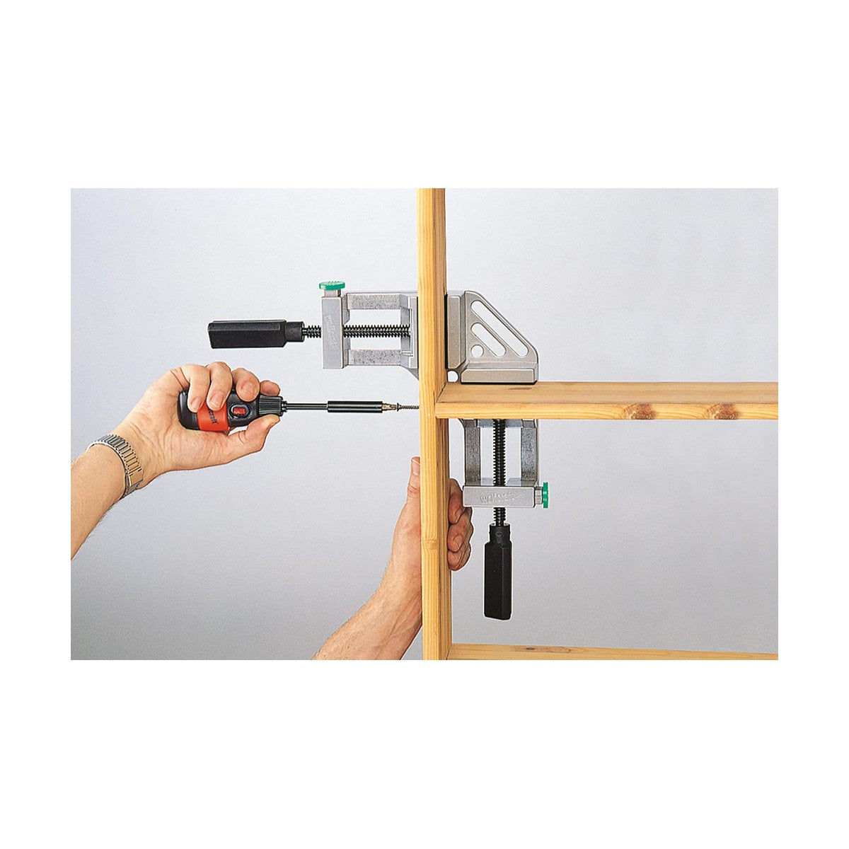 V10H338FE3D7903E01D2D54B4FCADEA8643ER4066263P2