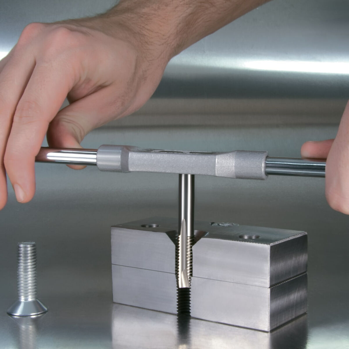 V4HED72581D29B2DFBF974B193AC3861705R6968654P5