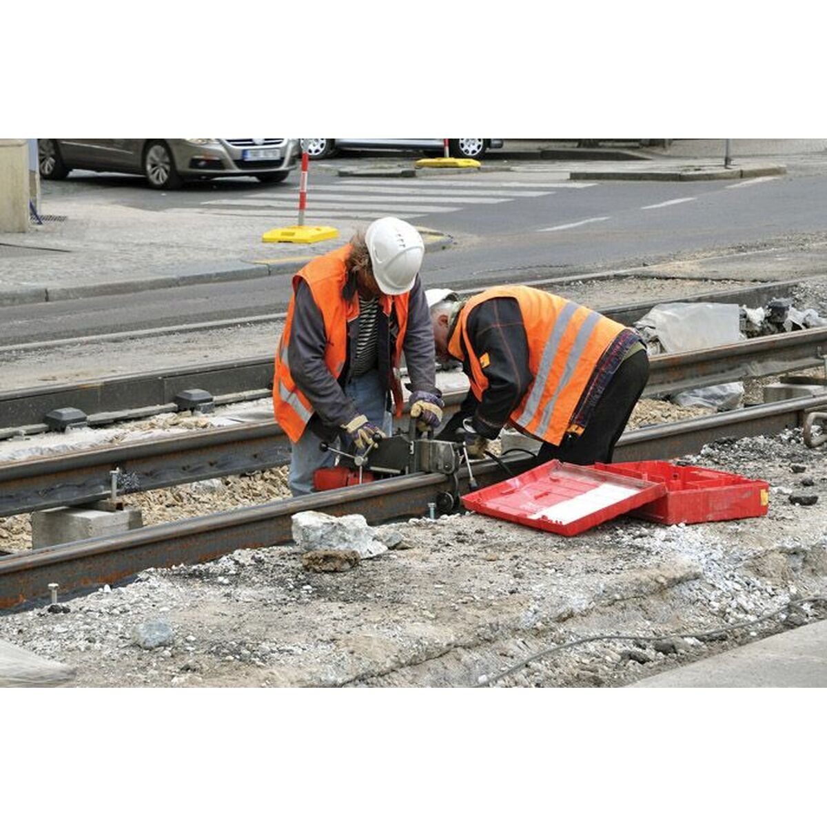 V4H52AFFB5305E3A5EBA42D1634371BABA0R7505651P3