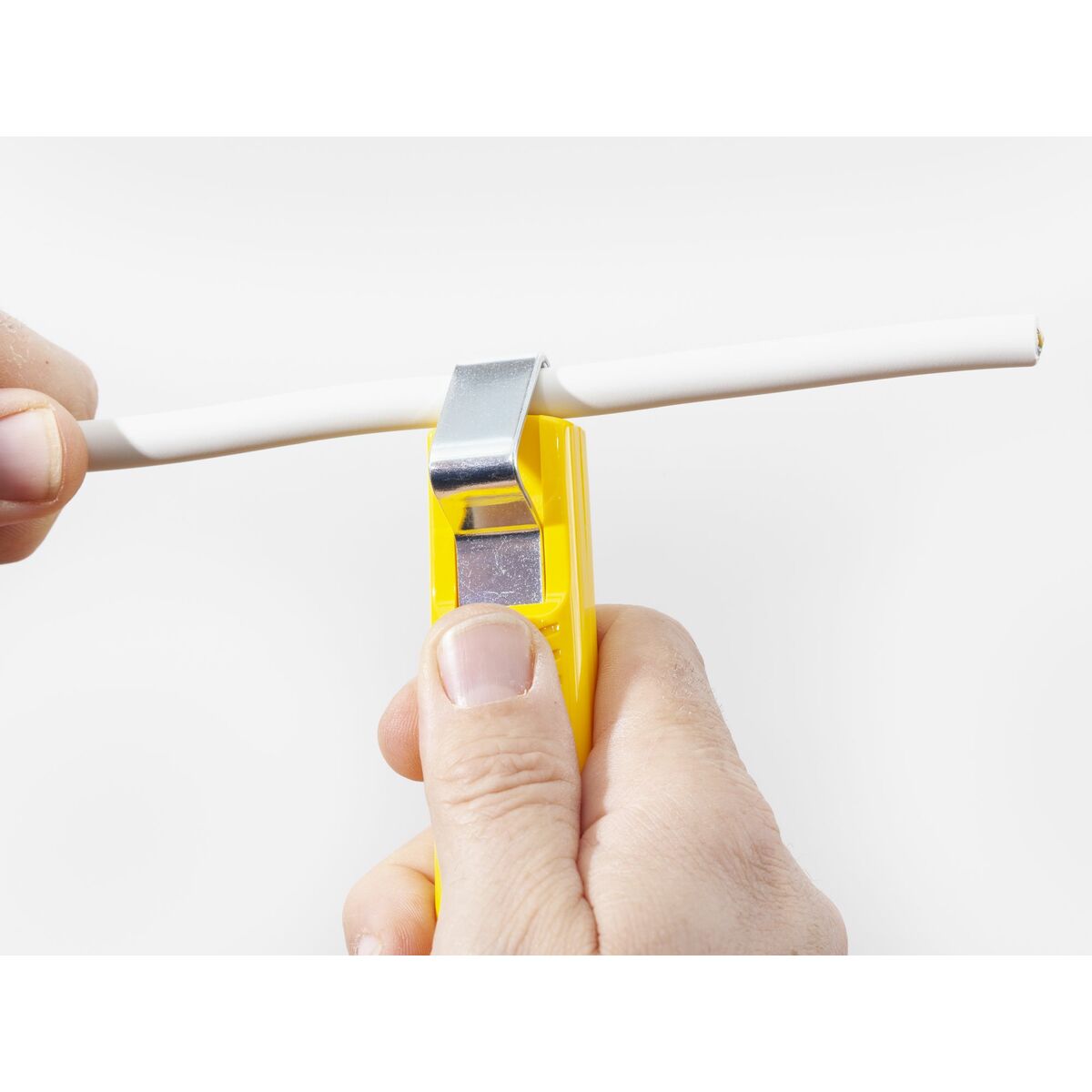 V5H0B9CE3CBFFACF7F476272B69EBCE45E9R6630389P6