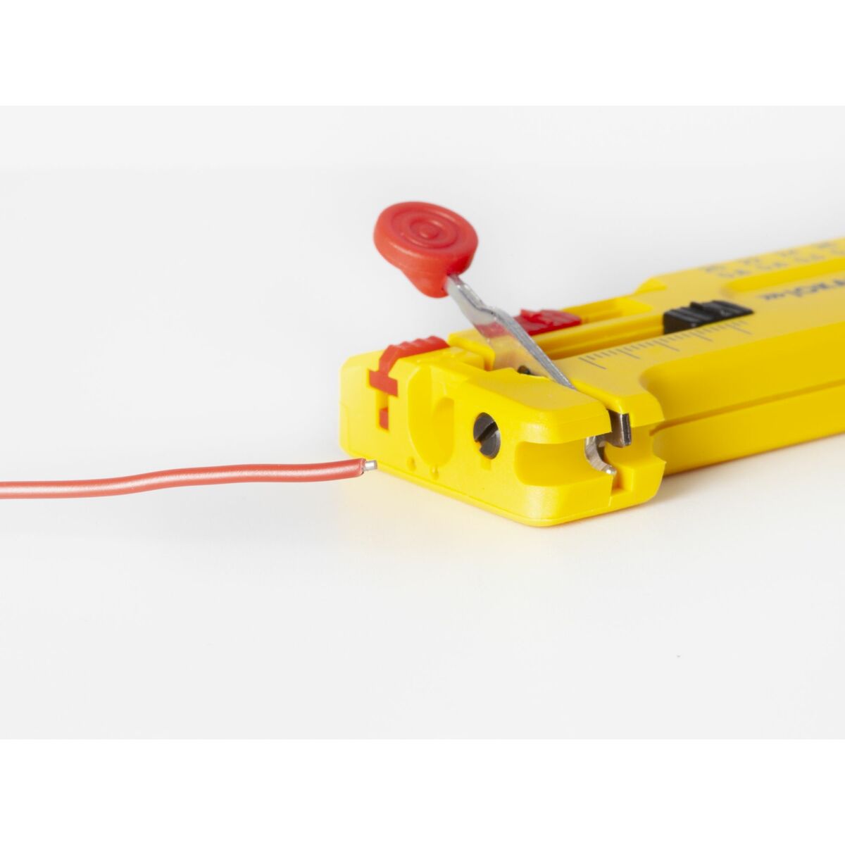 V5H64FAFB4E141642A3BF3B6A01AC4F020FR6630475P5