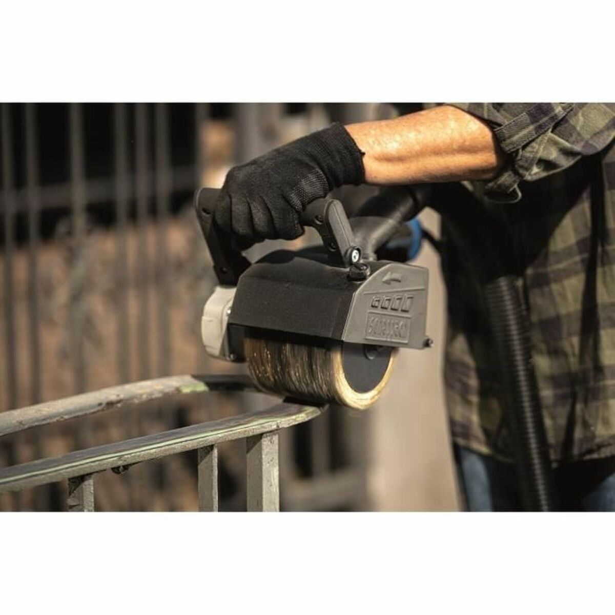 V7H55300E8F6A6CBD0479DF88DF5982255AR7286014P3