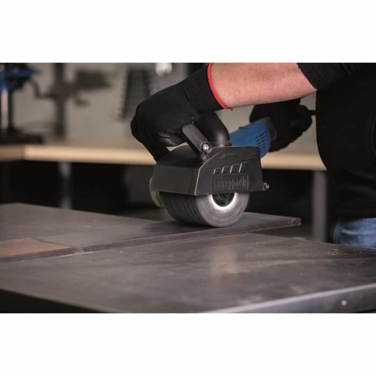 V4H937443C0059FC33B435EA8D19CA7ADF5R7269740P3