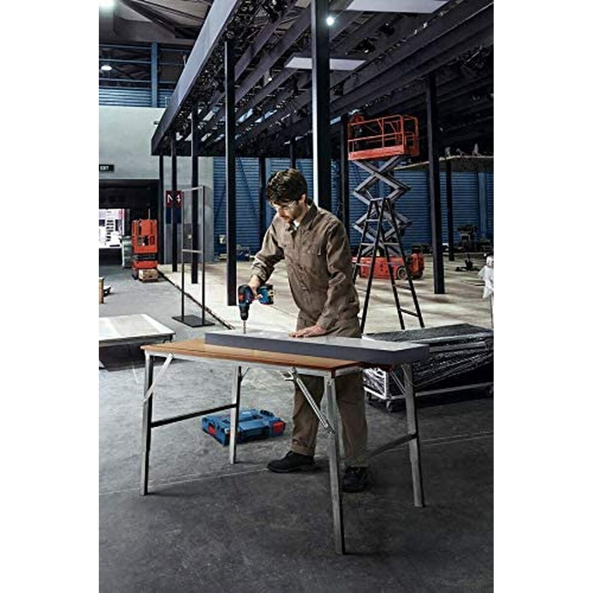 V10HCE5AACD13E7203132C41BA175B37C690R7233591P8