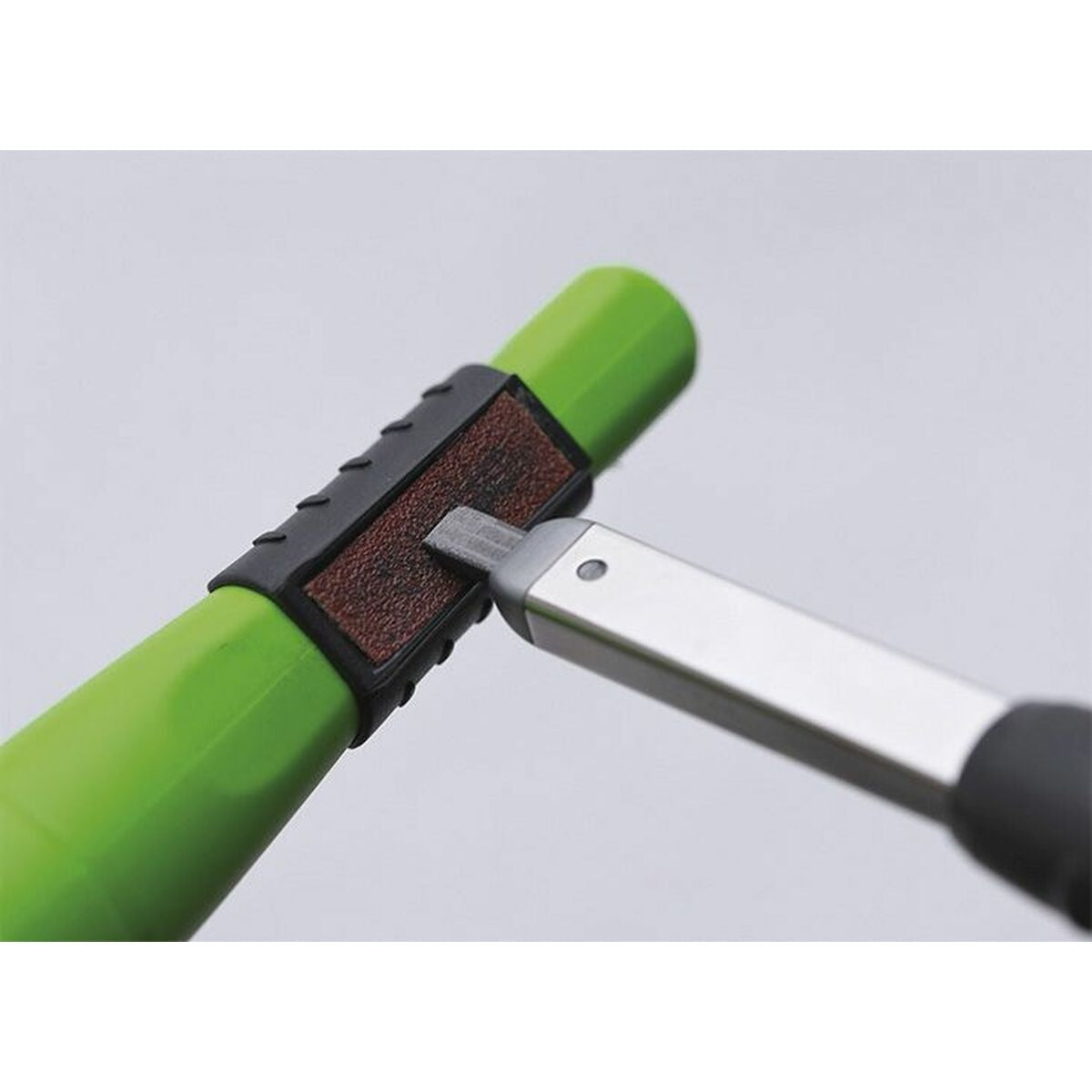 V5H11A15BFF7D52C2A908355D32BD6C5055R6597188P10