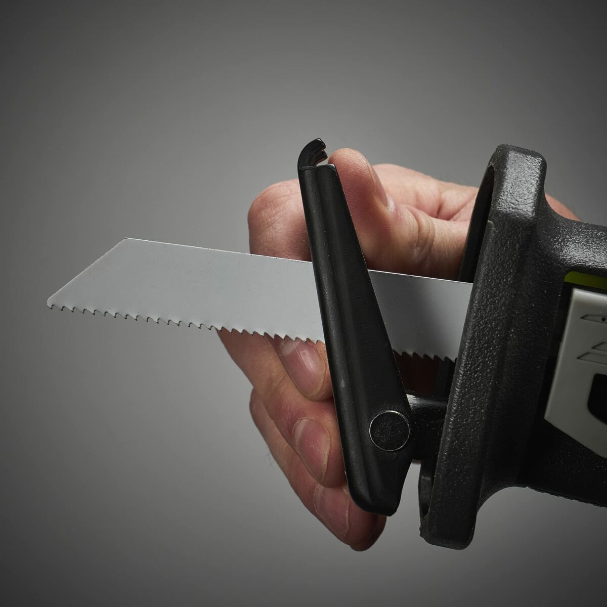 V6H83529B7E84BA38F600BFC6AB83D18BCER4662070P2