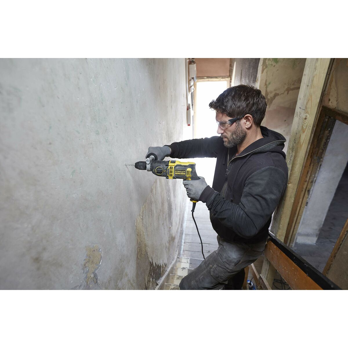 V9HE327AFA4498AEBA411A342273C6A63ACR7234041P5