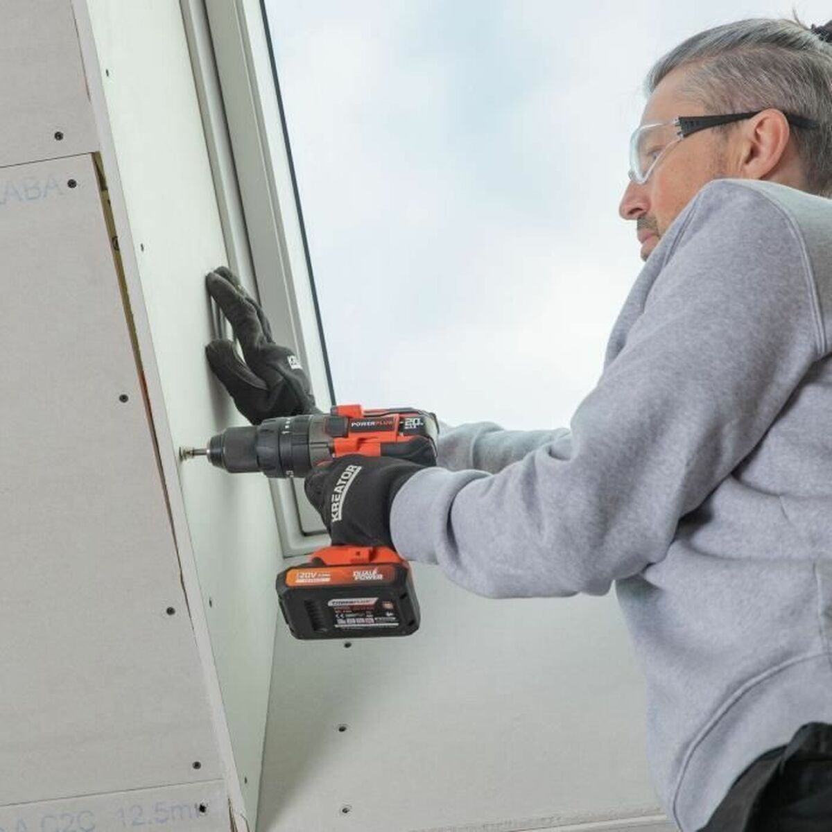 V4H1422DFCF217B54157923329B78C04F84R7269552P5