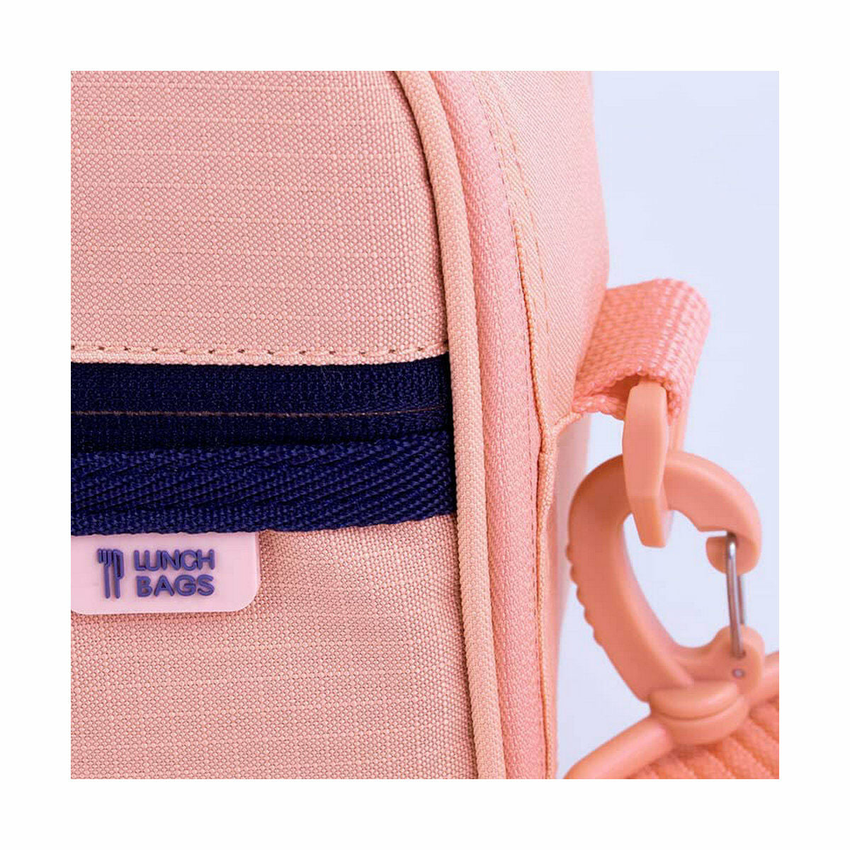 V9H1001B6BE8D6BC67A8D51541DED64D9F5R3348443P5