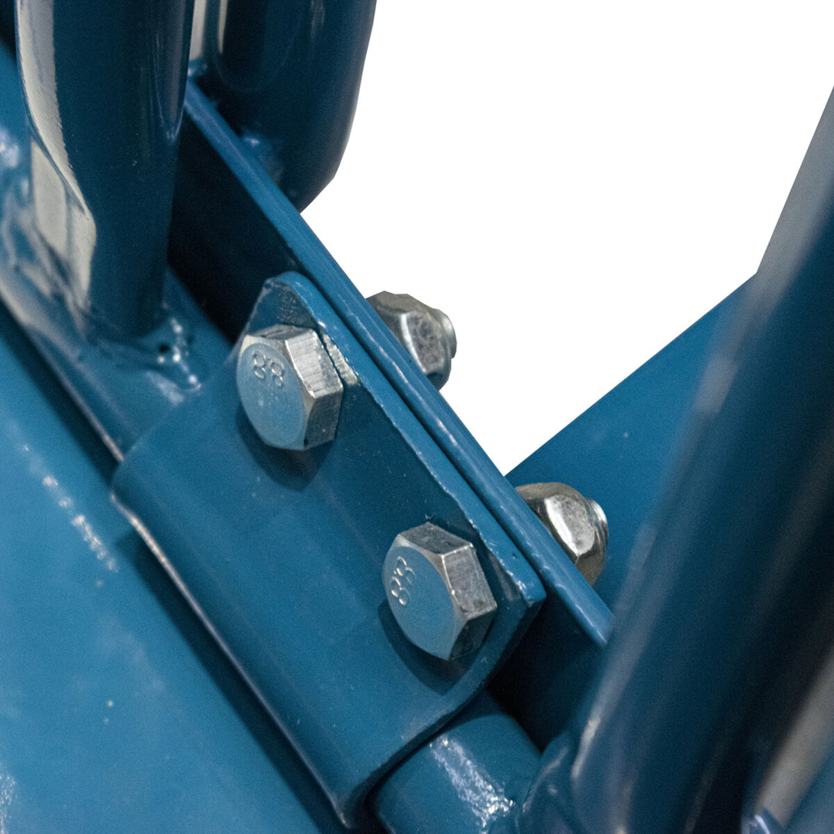 V8H6891DC83774518F98610004AD03A11CCR3646125P5