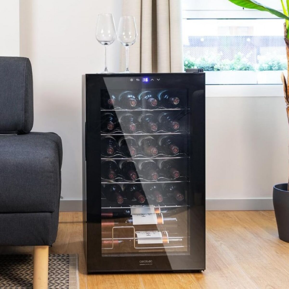 V8HDEA496CC93CCC57A722A5650B5563B8AR7402662P2