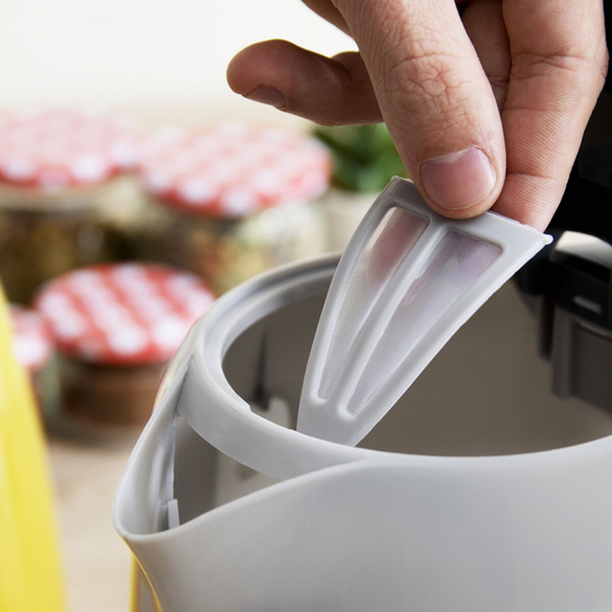 V12H8A985CC9751B1E14E5C5B5CF230B16AER6938382P2