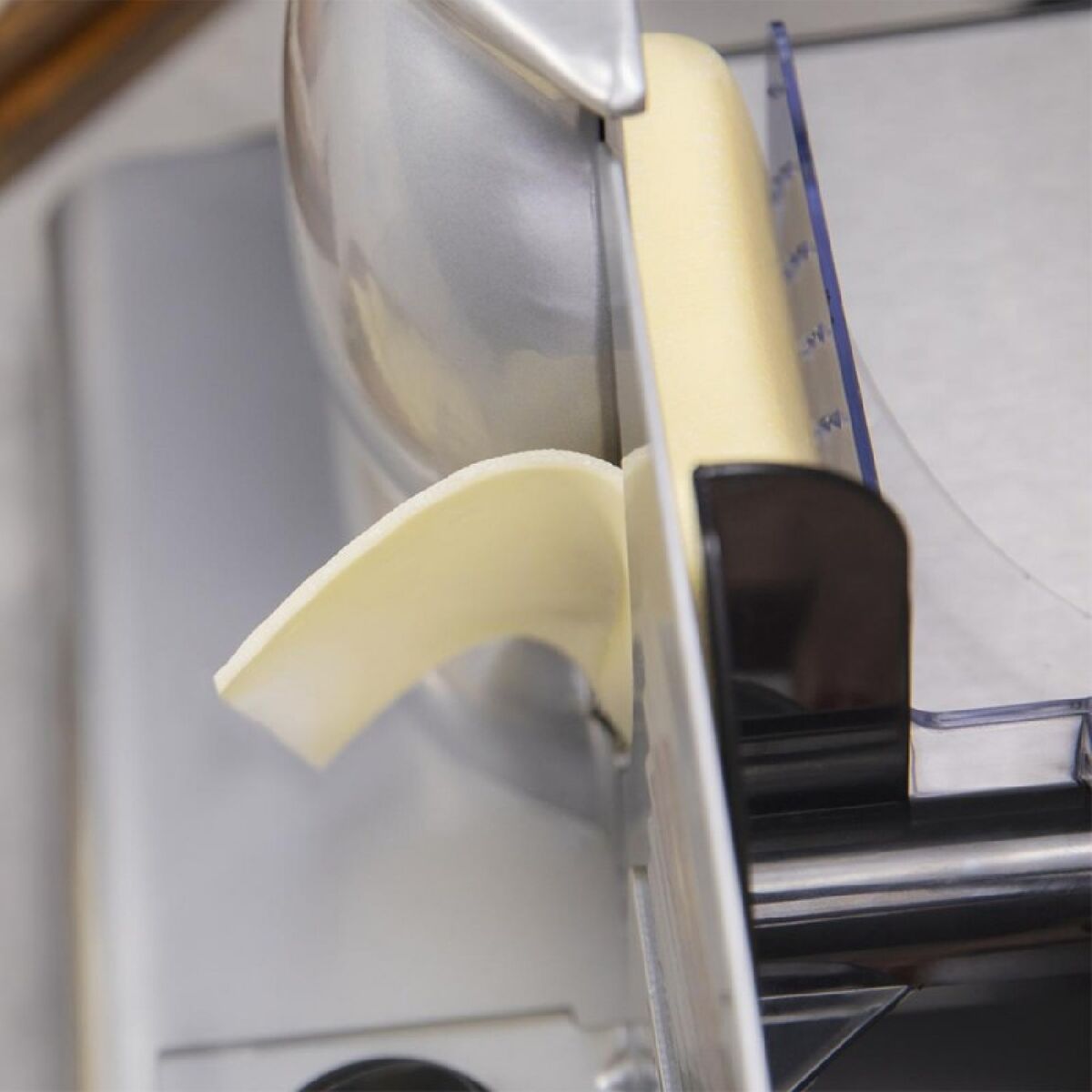 V5HE6B230E58E5B9457F45F56E55682EBD6R7365245P3