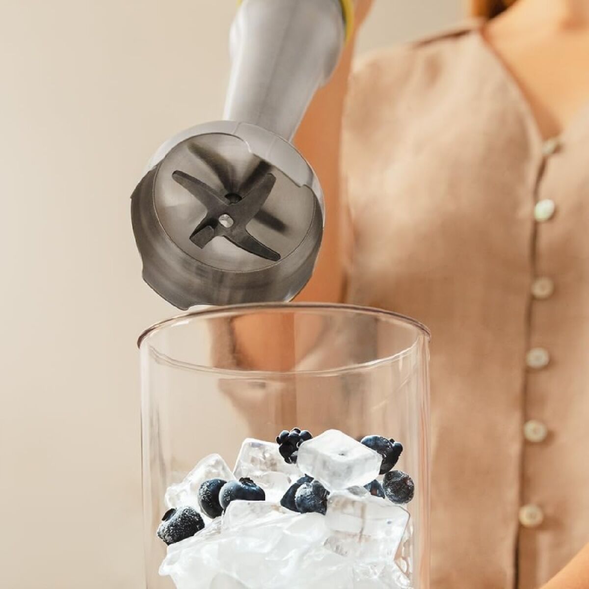 V6HE3CBB583C64342F41206E5C7653E1453R5179959P3