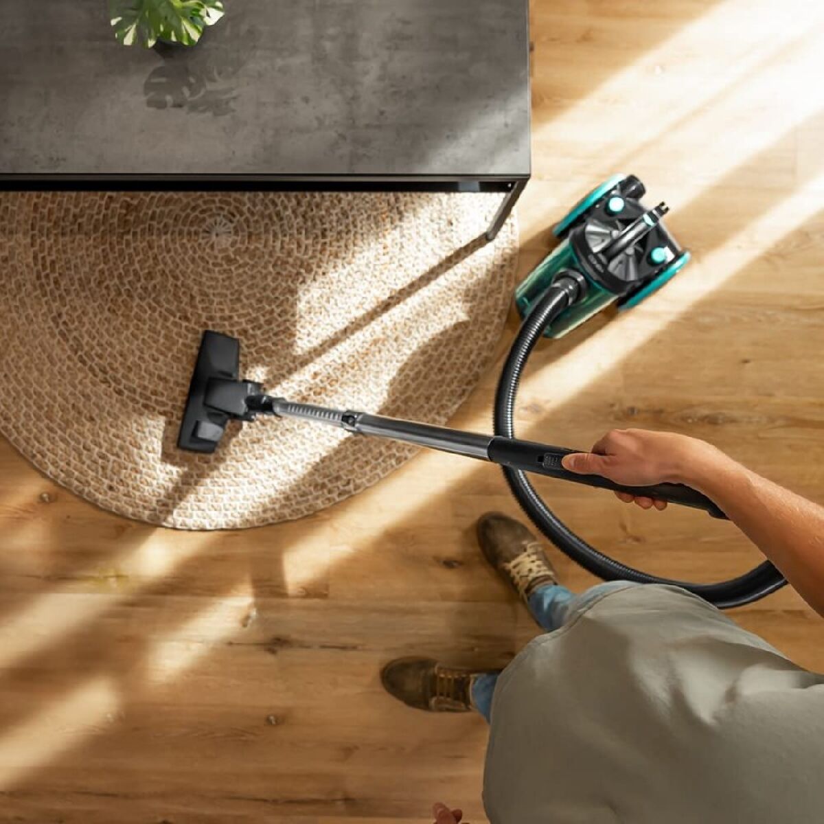 V8HFACBD8868E250189B3031F4E4E421A91R6937611P4