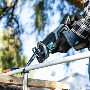 V9HA15750689FB5006176CEDEB4D2F4A40FR2314558P3