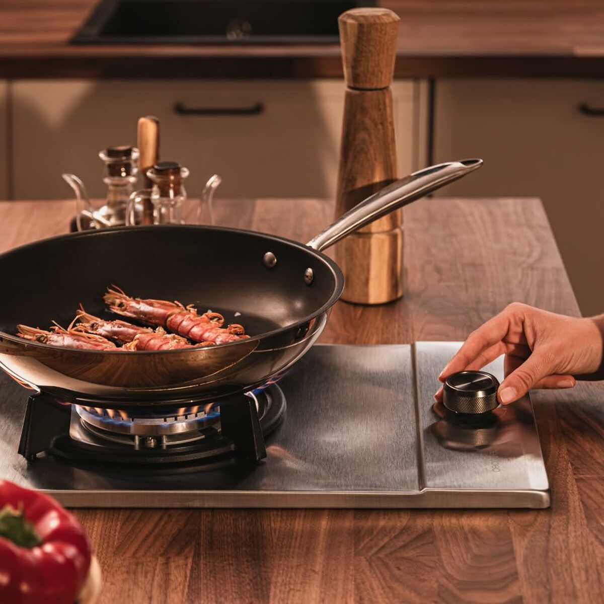 V8HCAA9643B23E6210F63828D72A7859EBAR7402510P9