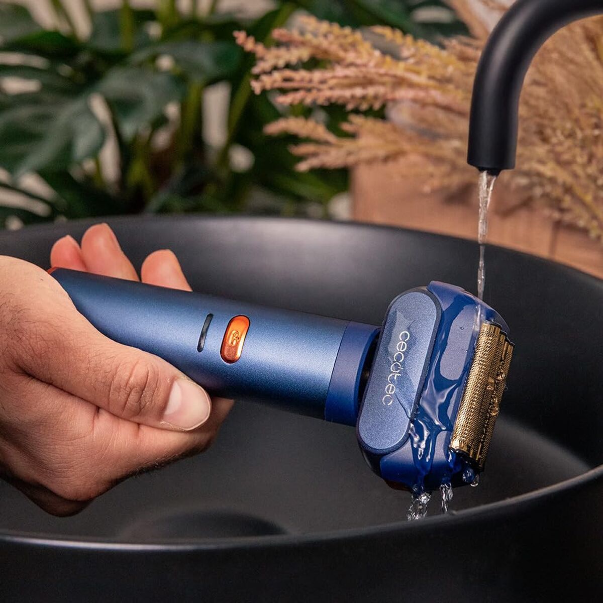 V2HEB04830AB8355C20FF5592417D0B0F7BR7558375P10